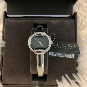 Gucci Watch Silver Stainless Steel with Black Bezel Model#1400 L Swiss Made EUC